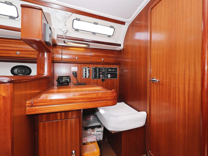 Book yachts online - sailboat - Bavaria 44 - O LA LA  - rent