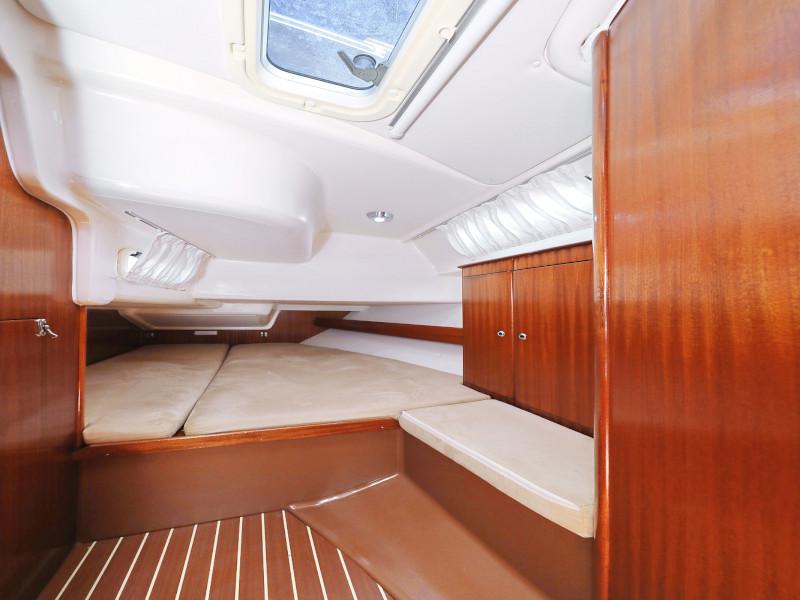 Book yachts online - sailboat - Bavaria 44 - O LA LA  - rent