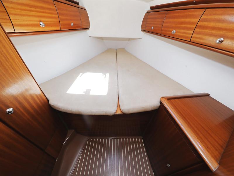 Book yachts online - sailboat - Bavaria 44 - O LA LA  - rent