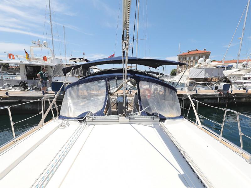 Book yachts online - sailboat - Bavaria 44 - O LA LA  - rent
