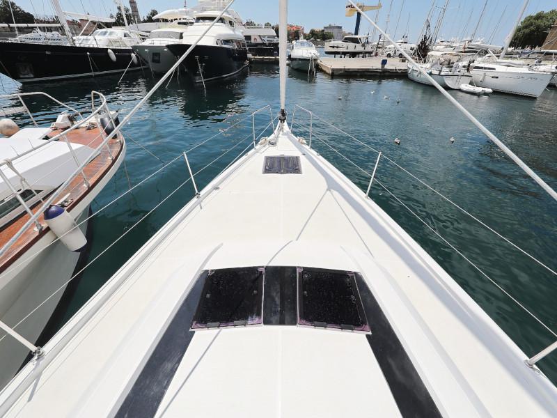 Book yachts online - sailboat - Oceanis 51.1 - ZEPHYR B  - rent