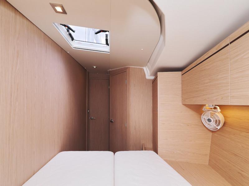 Book yachts online - sailboat - Oceanis 51.1 - ZEPHYR B  - rent