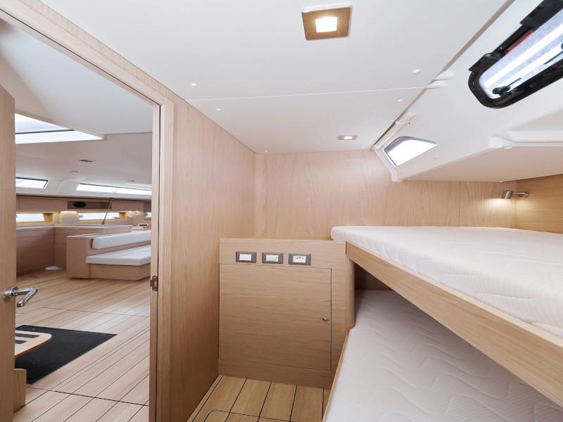 Book yachts online - sailboat - Oceanis 51.1 - ZEPHYR B  - rent