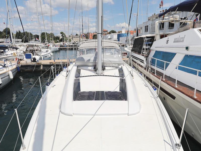 Book yachts online - sailboat - Oceanis 51.1 - ZEPHYR B  - rent