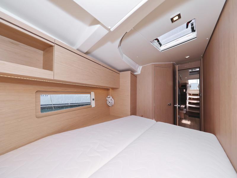 Book yachts online - sailboat - Oceanis 51.1 - ZEPHYR B  - rent