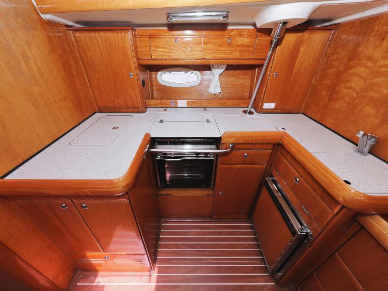 Book yachts online - sailboat - Bavaria 46 Cruiser - Espada - rent