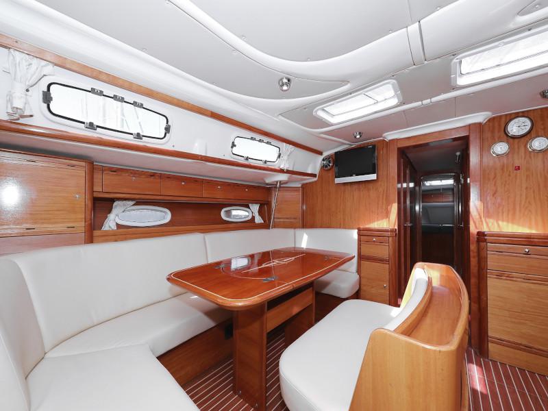 Book yachts online - sailboat - Bavaria 50 Cruiser - Fortunal - rent