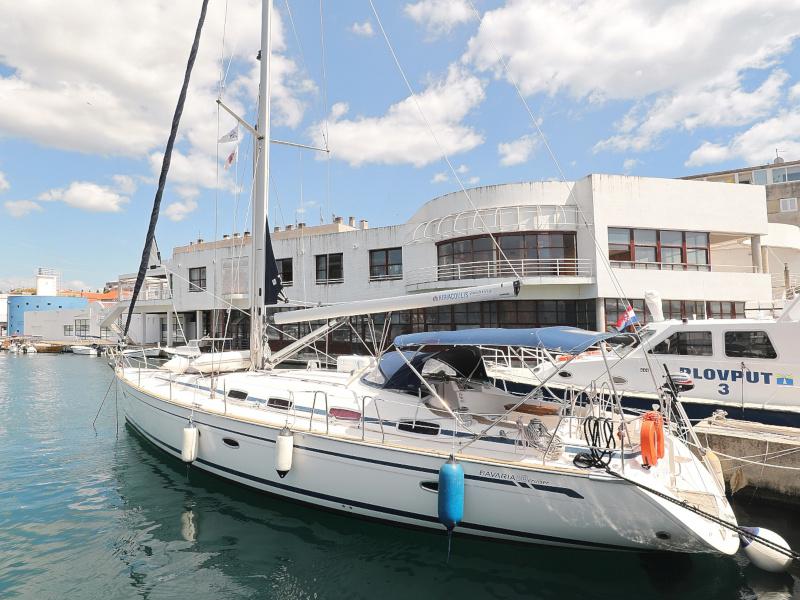Book yachts online - sailboat - Bavaria 50 Cruiser - Fortunal - rent