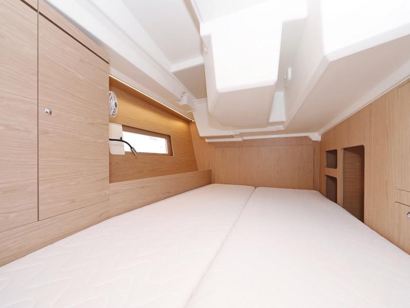 Book yachts online - sailboat - Oceanis 46.1 - MR.WHITE  - rent