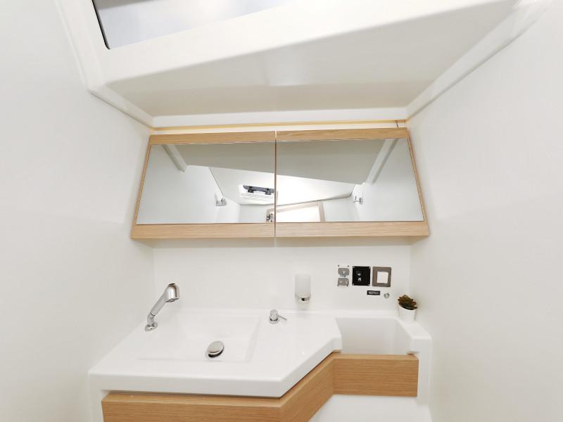 Book yachts online - sailboat - Oceanis 46.1 - MR.WHITE  - rent