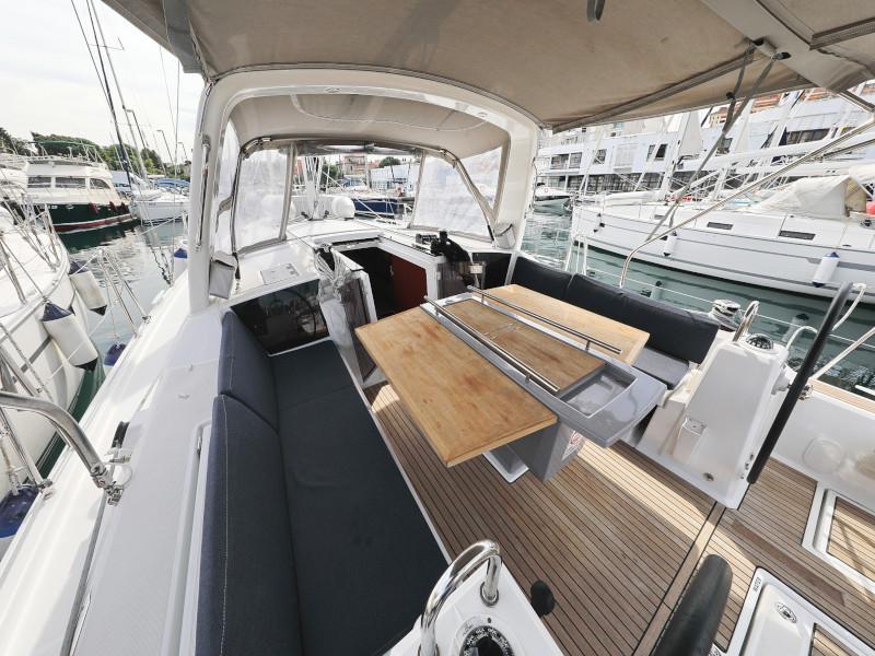 Book yachts online - sailboat - Oceanis 41.1 - SEVEN  - rent