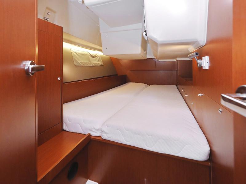 Book yachts online - sailboat - Oceanis 41.1 - SEVEN  - rent