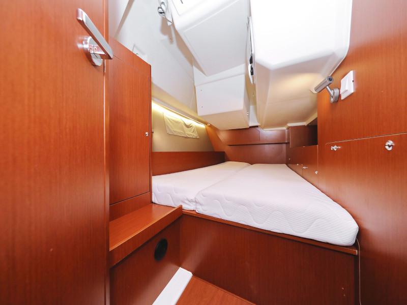 Book yachts online - sailboat - Oceanis 41.1 - SEVEN  - rent