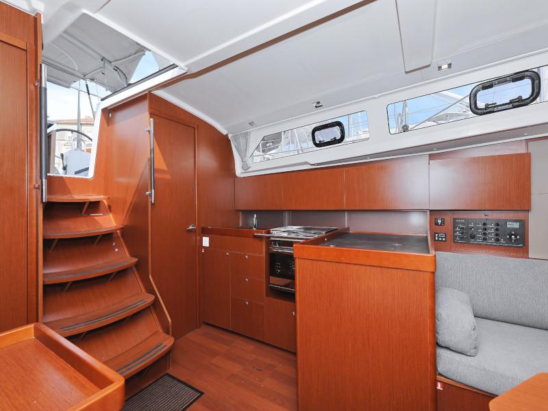 Book yachts online - sailboat - Oceanis 41.1 - SEVEN  - rent