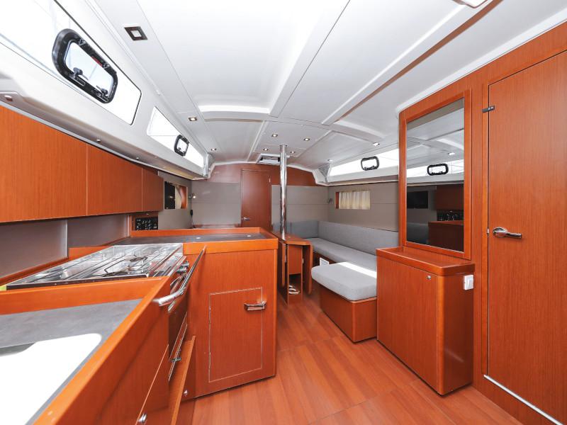 Book yachts online - sailboat - Oceanis 41.1 - SEVEN  - rent