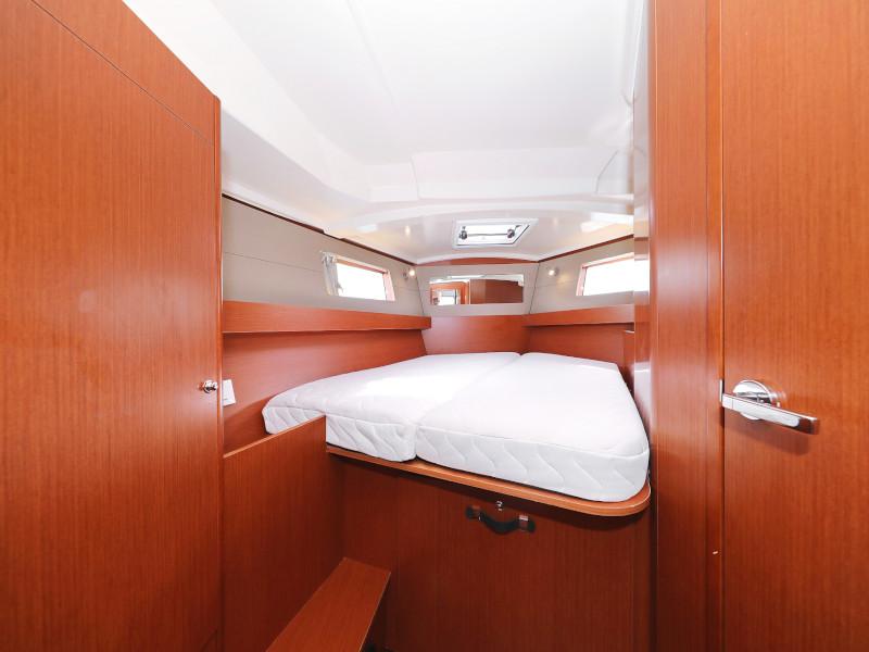 Book yachts online - sailboat - Oceanis 41.1 - SEVEN  - rent