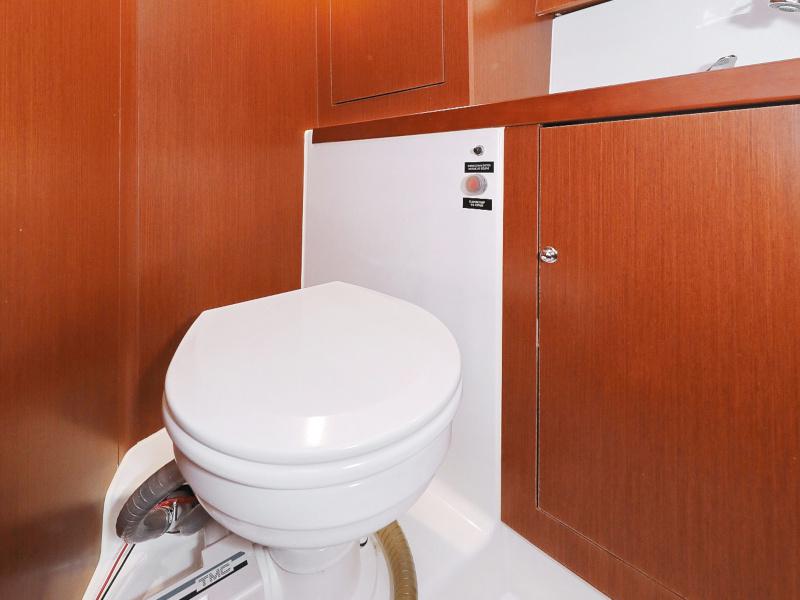 Book yachts online - sailboat - Oceanis 41.1 - SEVEN  - rent