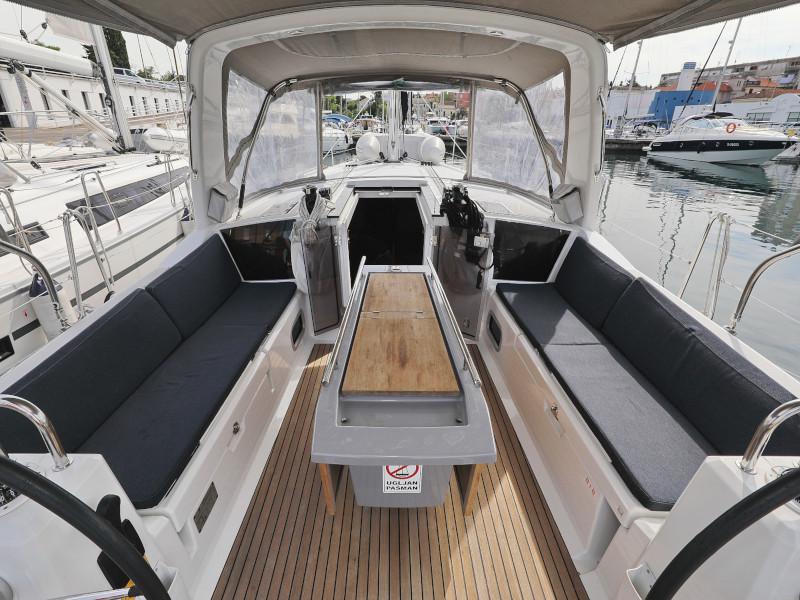 Book yachts online - sailboat - Oceanis 41.1 - SEVEN  - rent