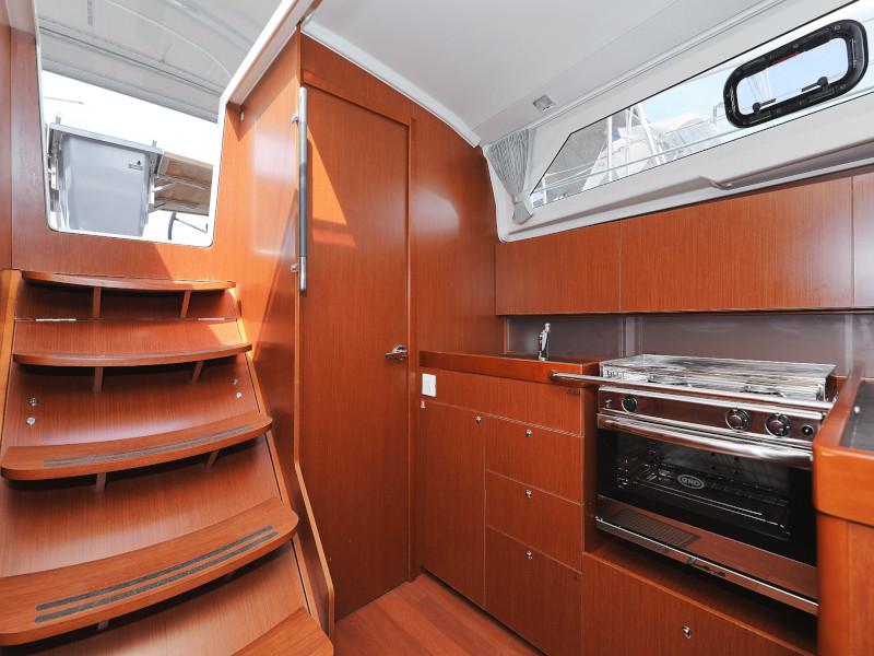 Book yachts online - sailboat - Oceanis 41.1 - SEVEN  - rent