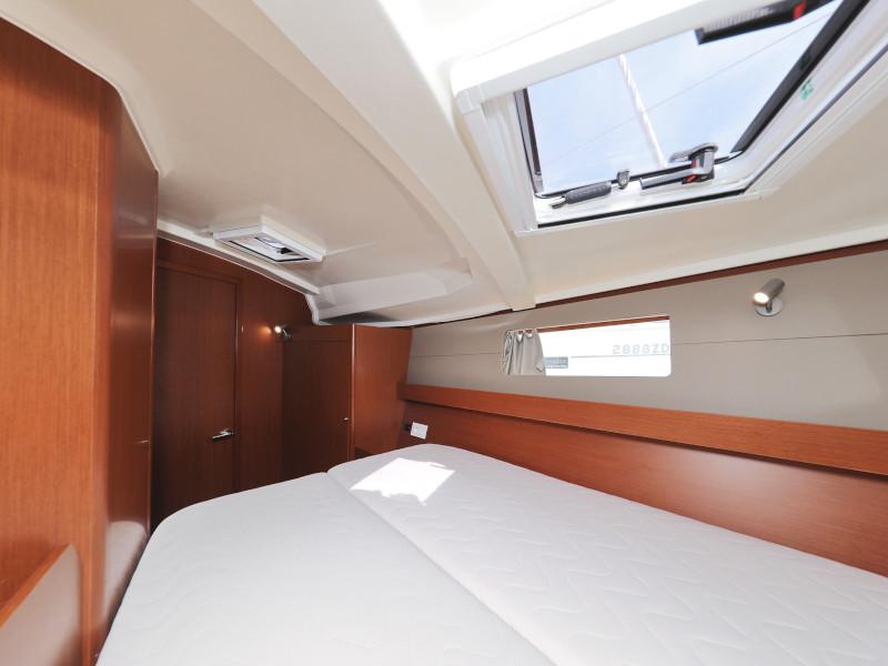 Book yachts online - sailboat - Oceanis 41.1 - SEVEN  - rent