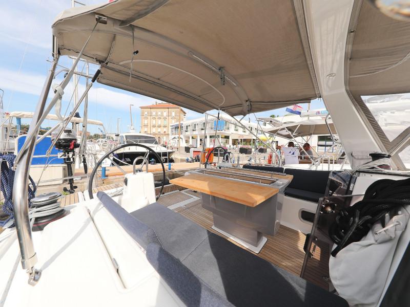 Book yachts online - sailboat - Oceanis 41.1 - SEVEN  - rent