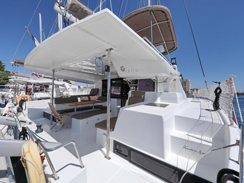 Book yachts online - catamaran - Helia 44 - Jeredam - rent