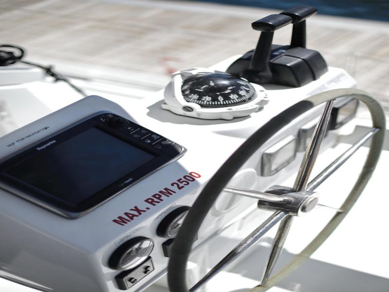 Book yachts online - catamaran - Helia 44 - Jeredam - rent