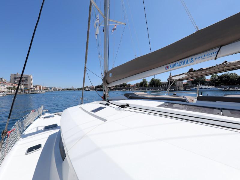 Book yachts online - catamaran - Helia 44 - Jeredam - rent