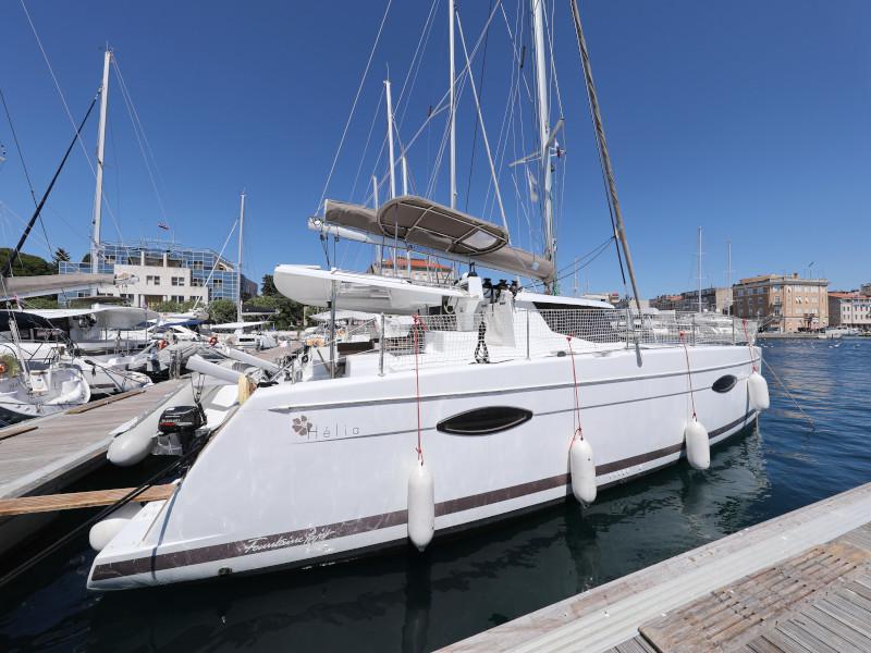 Book yachts online - catamaran - Helia 44 - Jeredam - rent