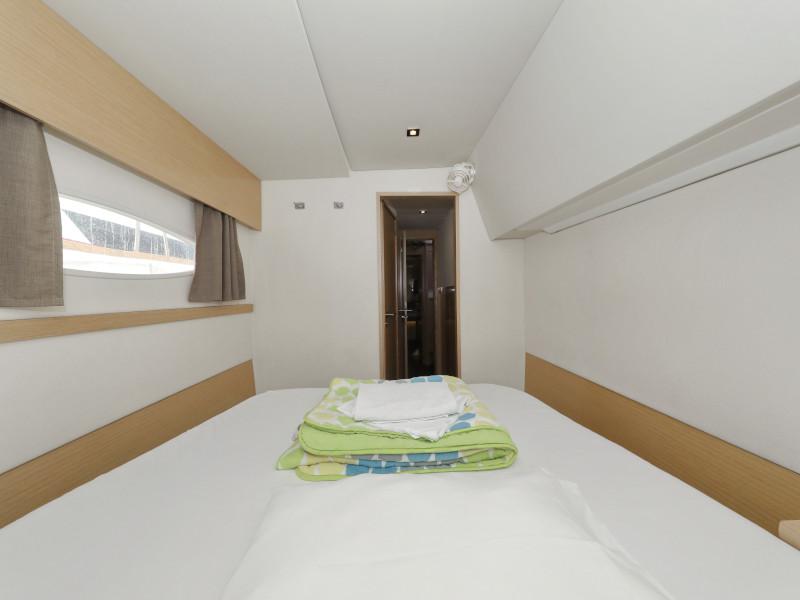 Book yachts online - catamaran - Helia 44 - Jeredam - rent