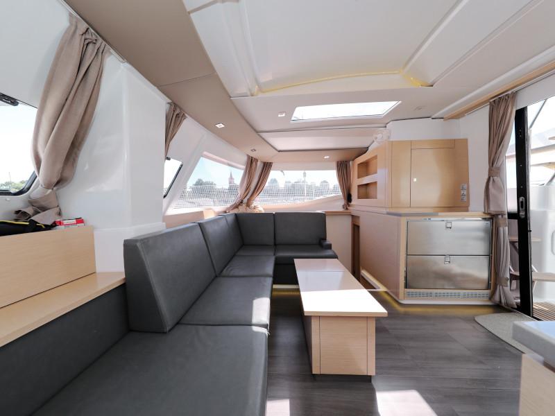 Book yachts online - catamaran - Helia 44 - Jeredam - rent