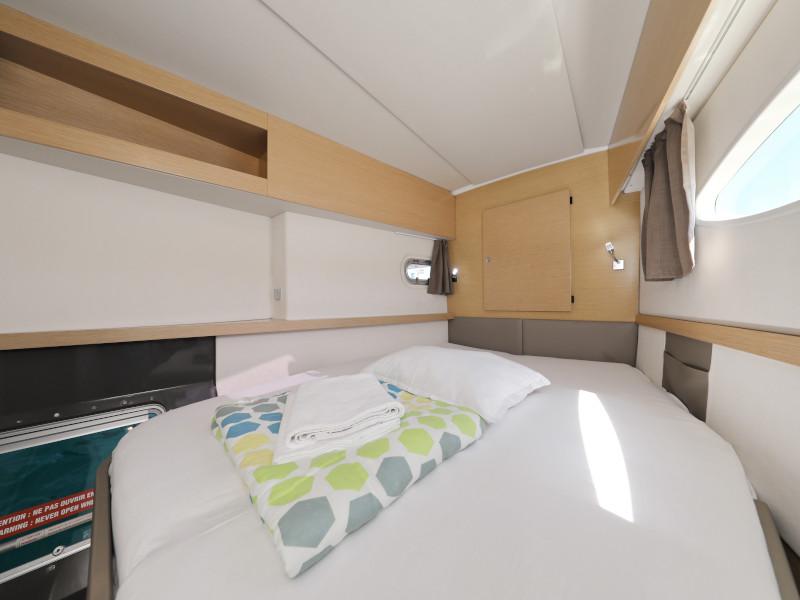 Book yachts online - catamaran - Helia 44 - Jeredam - rent