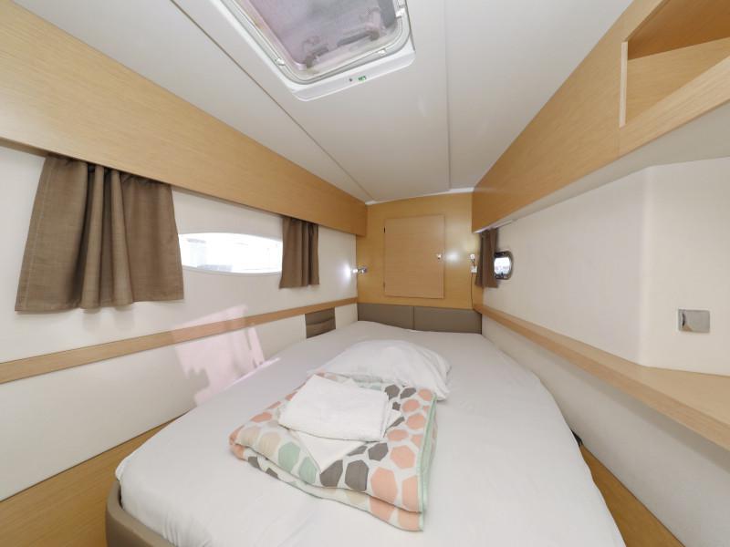 Book yachts online - catamaran - Helia 44 - Jeredam - rent