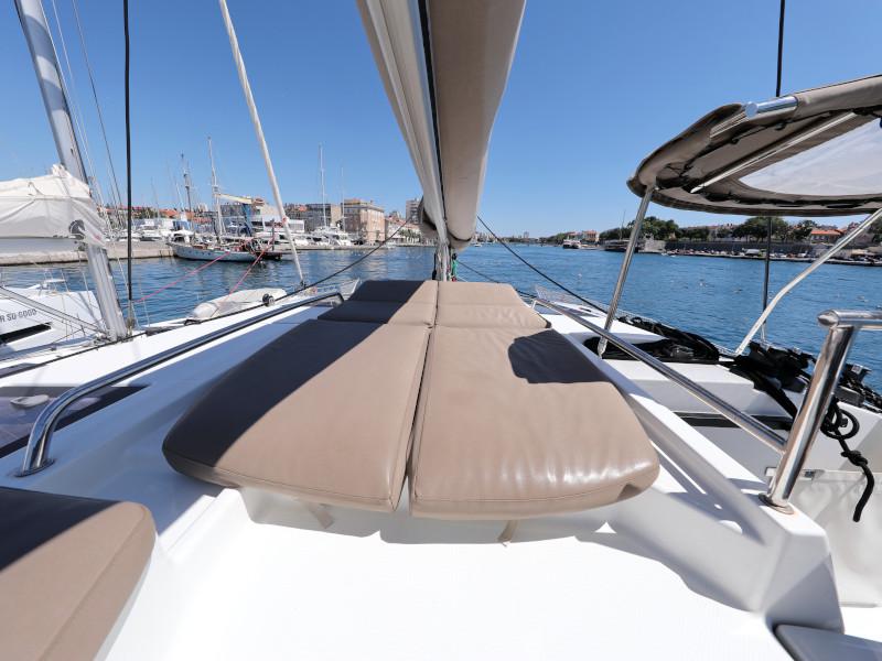 Book yachts online - catamaran - Helia 44 - Jeredam - rent