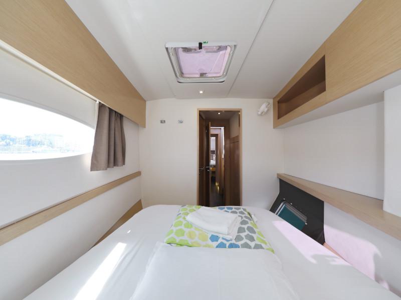 Book yachts online - catamaran - Helia 44 - Jeredam - rent