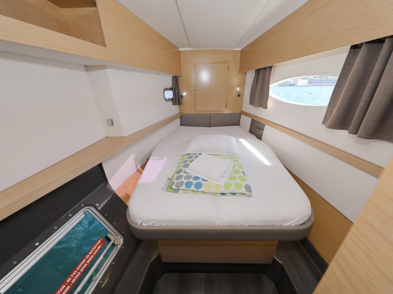 Book yachts online - catamaran - Helia 44 - Jeredam - rent