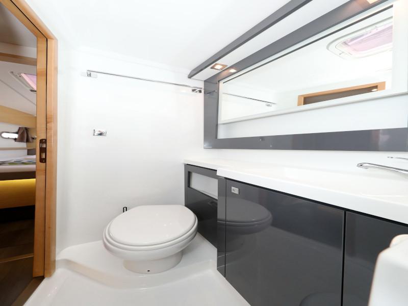 Book yachts online - catamaran - Helia 44 - Jeredam - rent