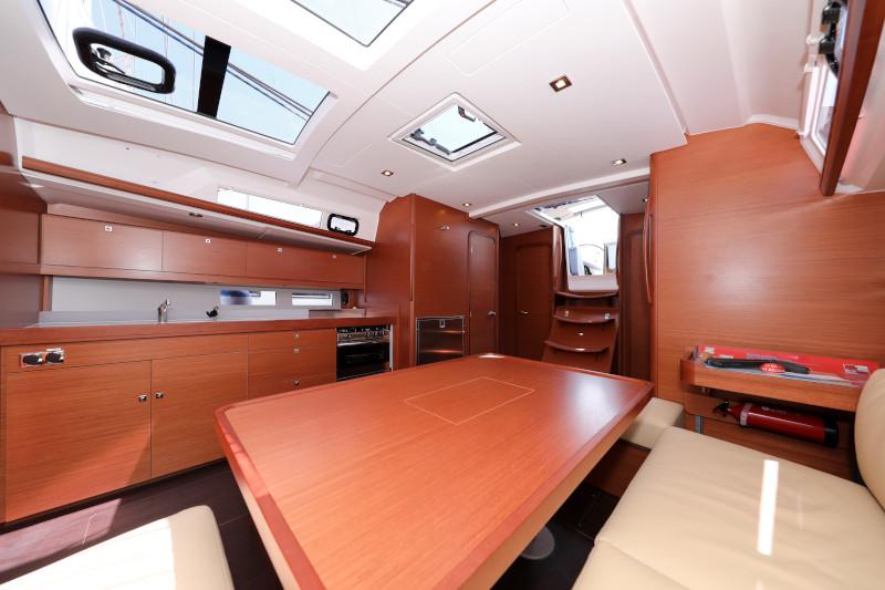 Book yachts online - sailboat - Dufour 460 - ELTHEOLE II - rent