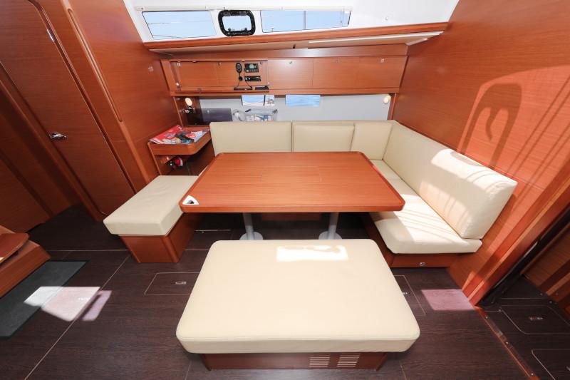 Book yachts online - sailboat - Dufour 460 - ELTHEOLE II - rent