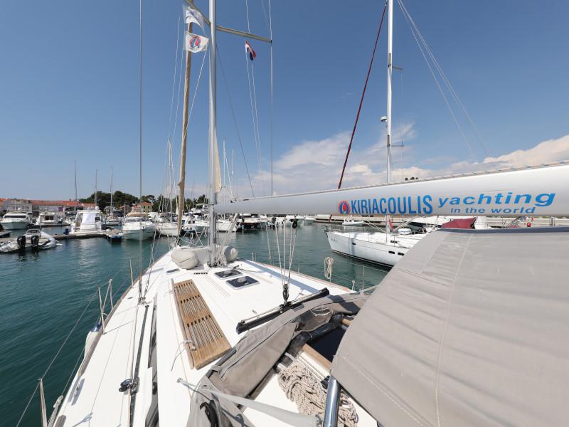 Book yachts online - sailboat - Dufour 450 GL - Tibitoo - rent