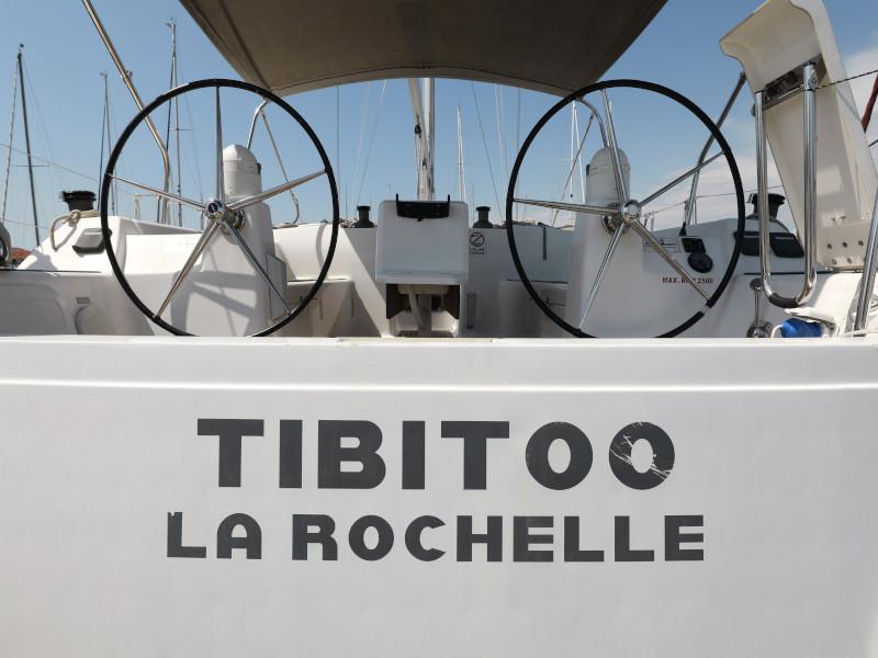 Book yachts online - sailboat - Dufour 450 GL - Tibitoo - rent