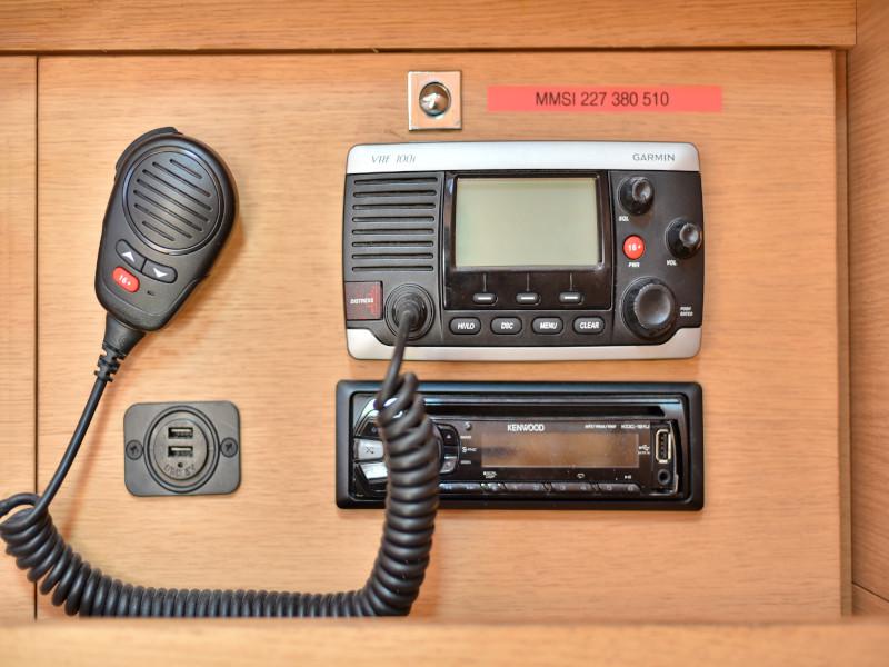 Book yachts online - sailboat - Dufour 450 GL - Tibitoo - rent