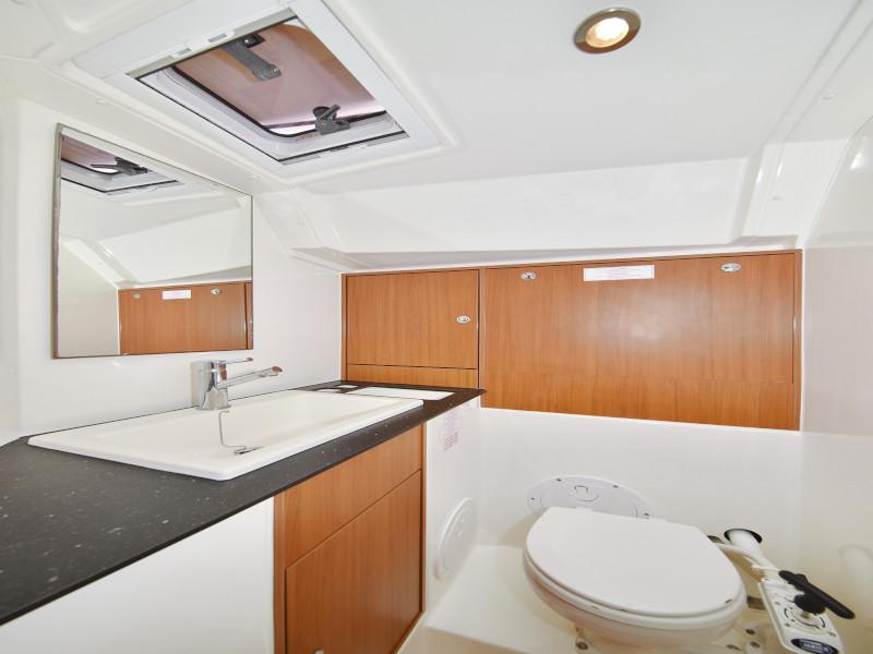 Book yachts online - sailboat - Bavaria Cruiser 40 - PIA M - rent