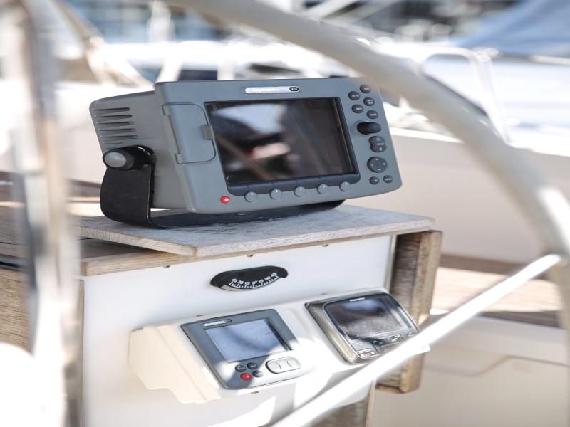 Book yachts online - sailboat - Bavaria Cruiser 40 - PIA M - rent