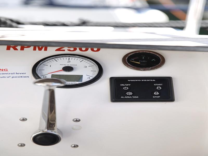 Book yachts online - sailboat - Bavaria Cruiser 40 - PIA M - rent