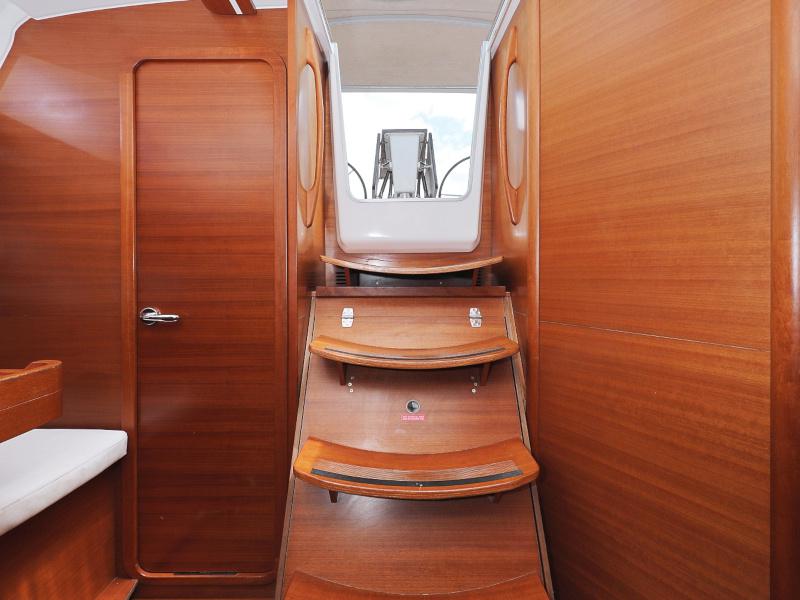 Book yachts online - sailboat - Dufour 380 - Le Pacha - rent