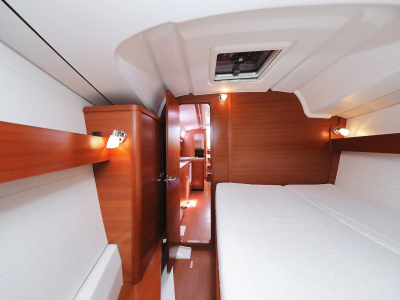 Book yachts online - sailboat - Dufour 380 - Le Pacha - rent