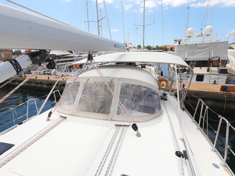 Book yachts online - sailboat - Bavaria Cruiser 46 - TICIJA - rent