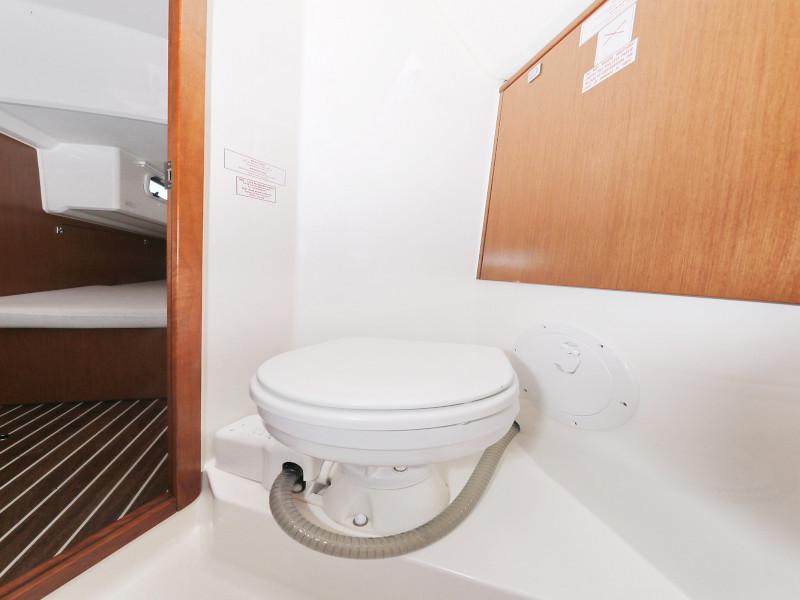 Book yachts online - sailboat - Bavaria Cruiser 46 - TICIJA - rent