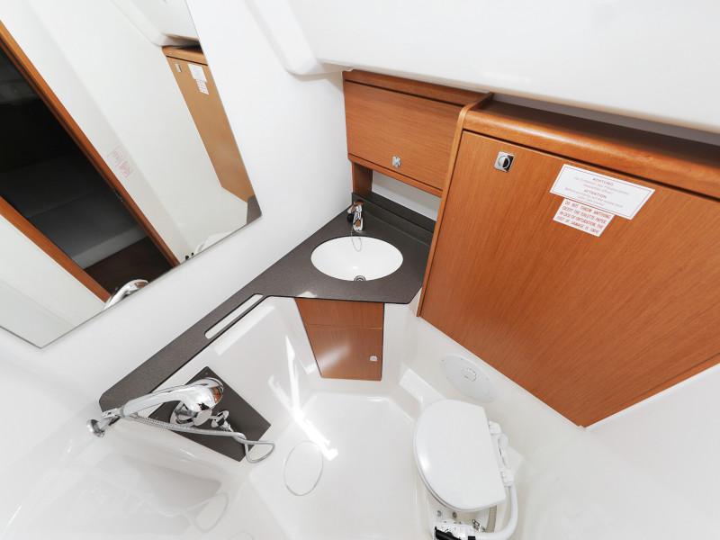 Book yachts online - sailboat - Bavaria Cruiser 46 - TICIJA - rent